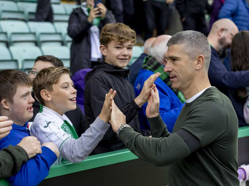 Sportpix_ScotPrem_Hibs_V_StJohn_AR230923_4563-2.jpg Sportpix_ScotPrem_Hibs_V_StJohn_AR230923_4563-2.jpg