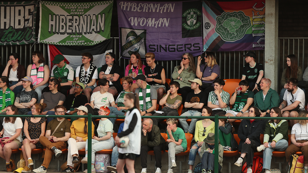 Meadowbank Fans.png Meadowbank Fans.png