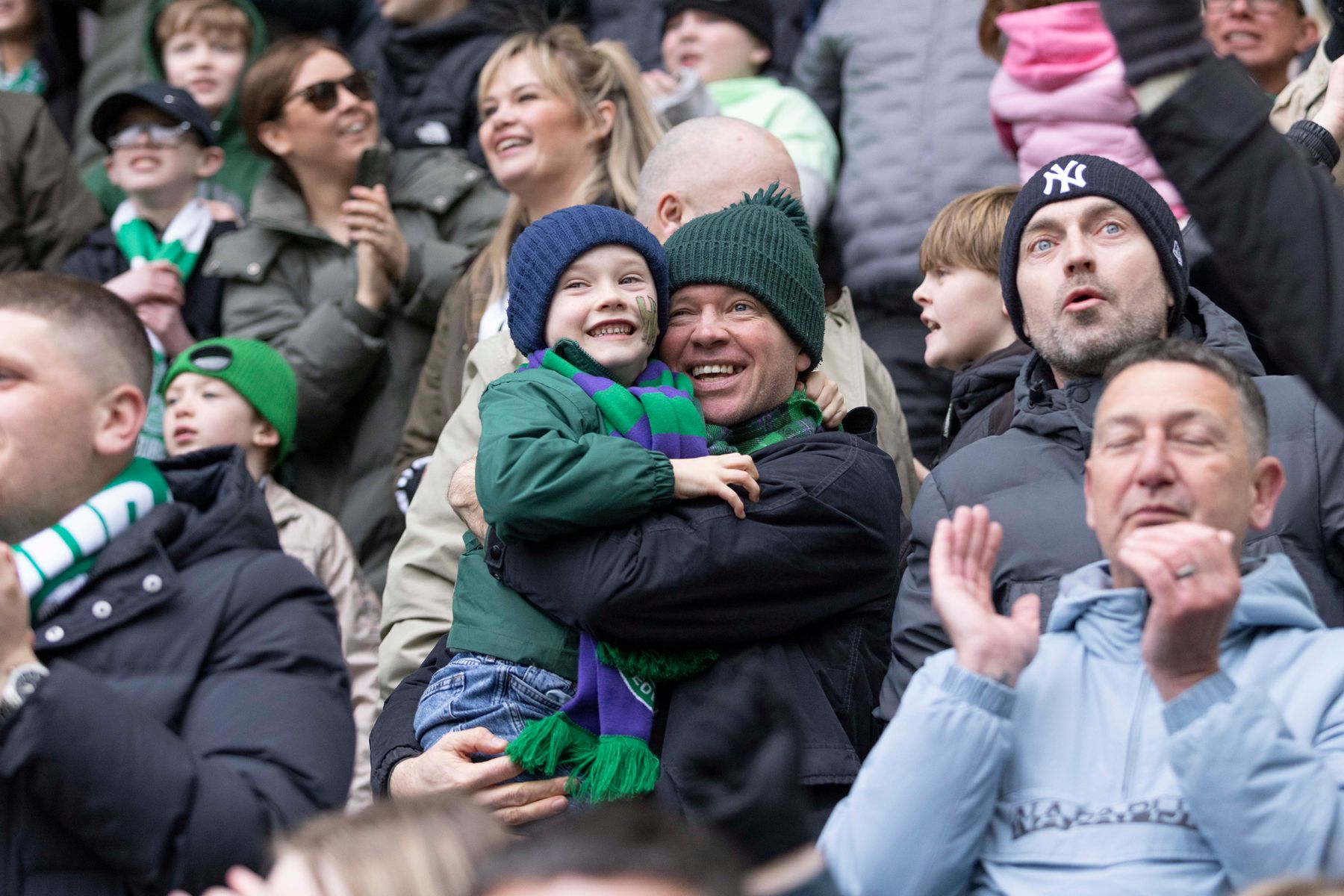 35619942_Hibernian_v_hmfc_CA020325-22.jpg